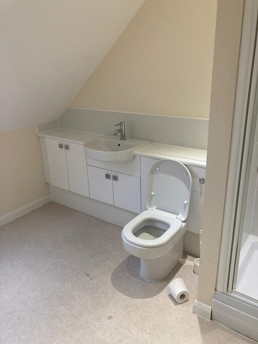 Bathroom before GPH Plumbing & Heating started