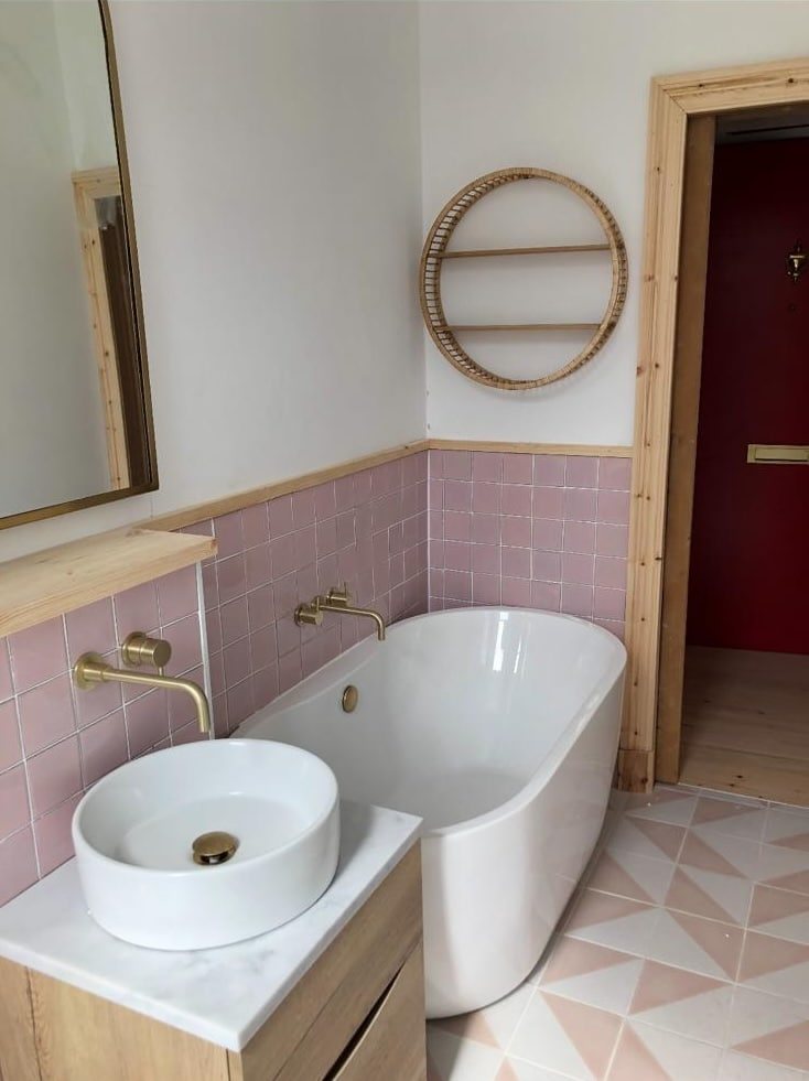 Bathroom by GPH Plumbing & Heating