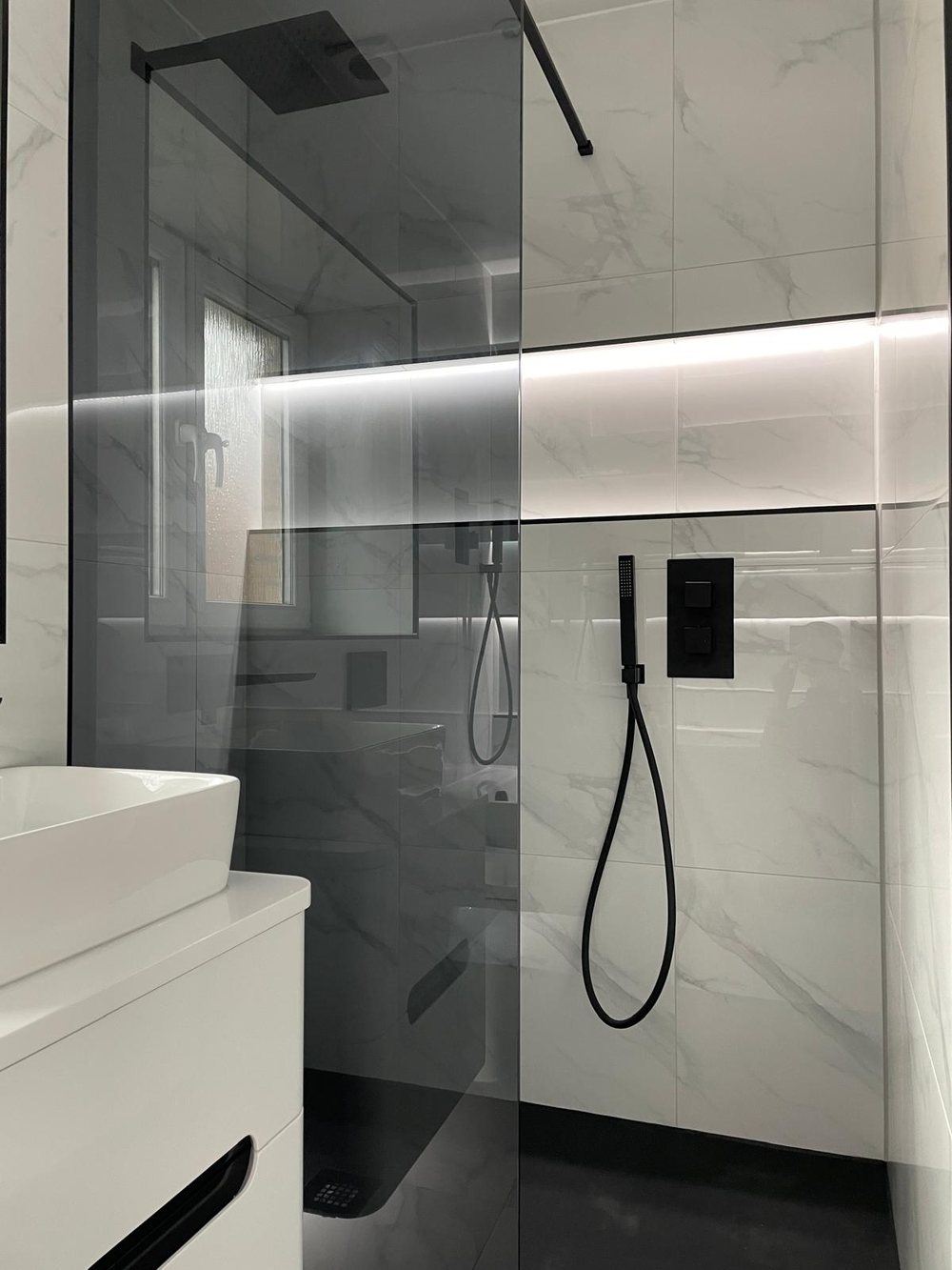 Walk-in shower by GPH Plumbing & Heating